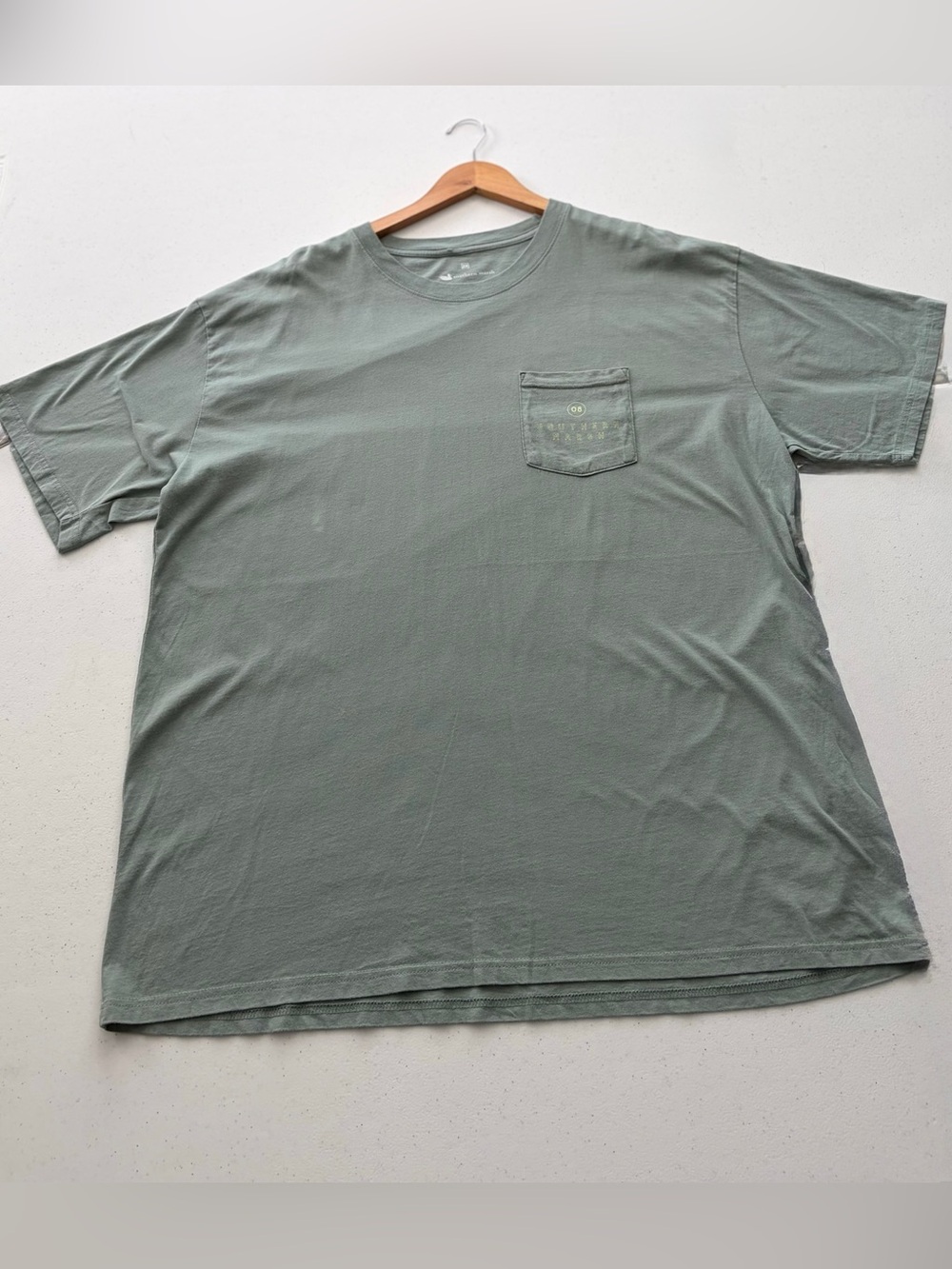 Southern Marsh Men's Sage Green Pocket Tee - Crew Neck